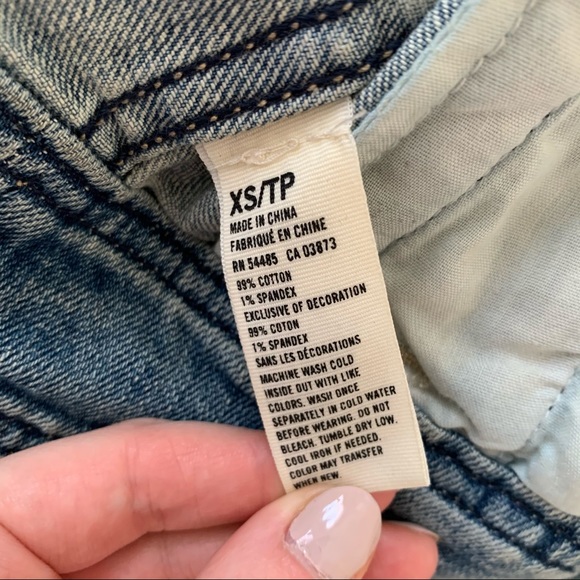 2 for $20 🎀 Cropped denim vest - Picture 4 of 4